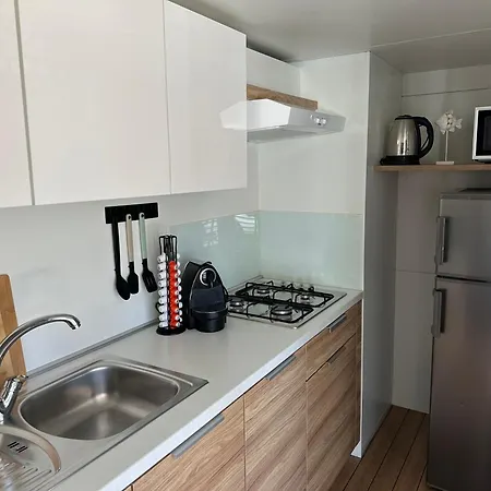 Mobile Homes Bugi 캠프장 *