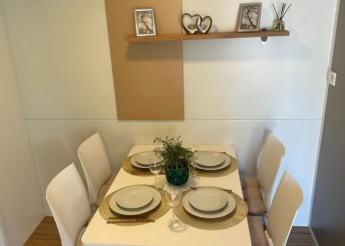 Mobile Homes Bugi * بيوغْغاد نا موغو